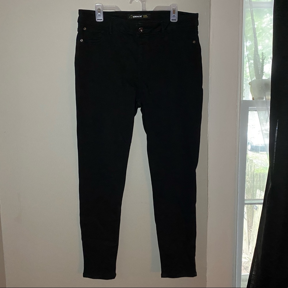 Jordache -black- super skinny- stretchy jeans